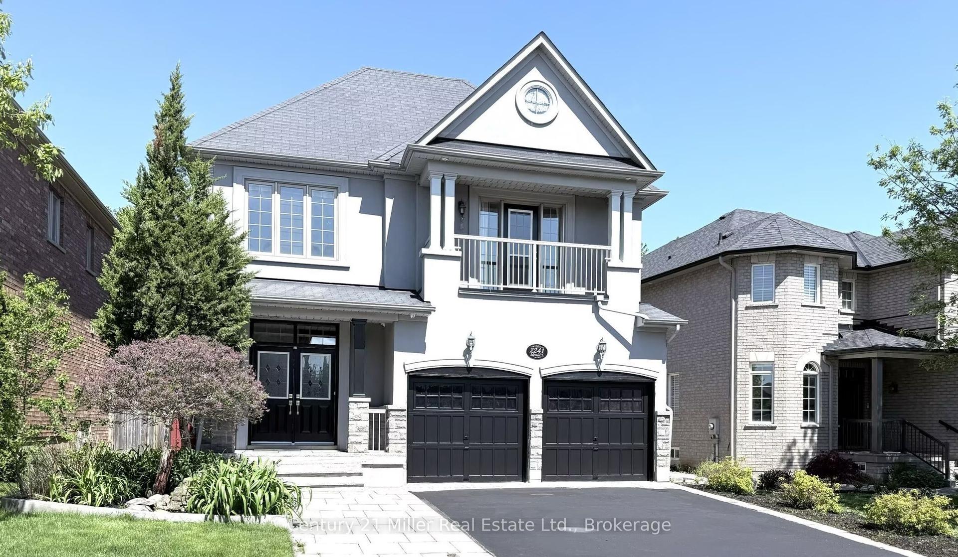 2241 Adirondak Trail, Oakville — Detached for sale, photo 1