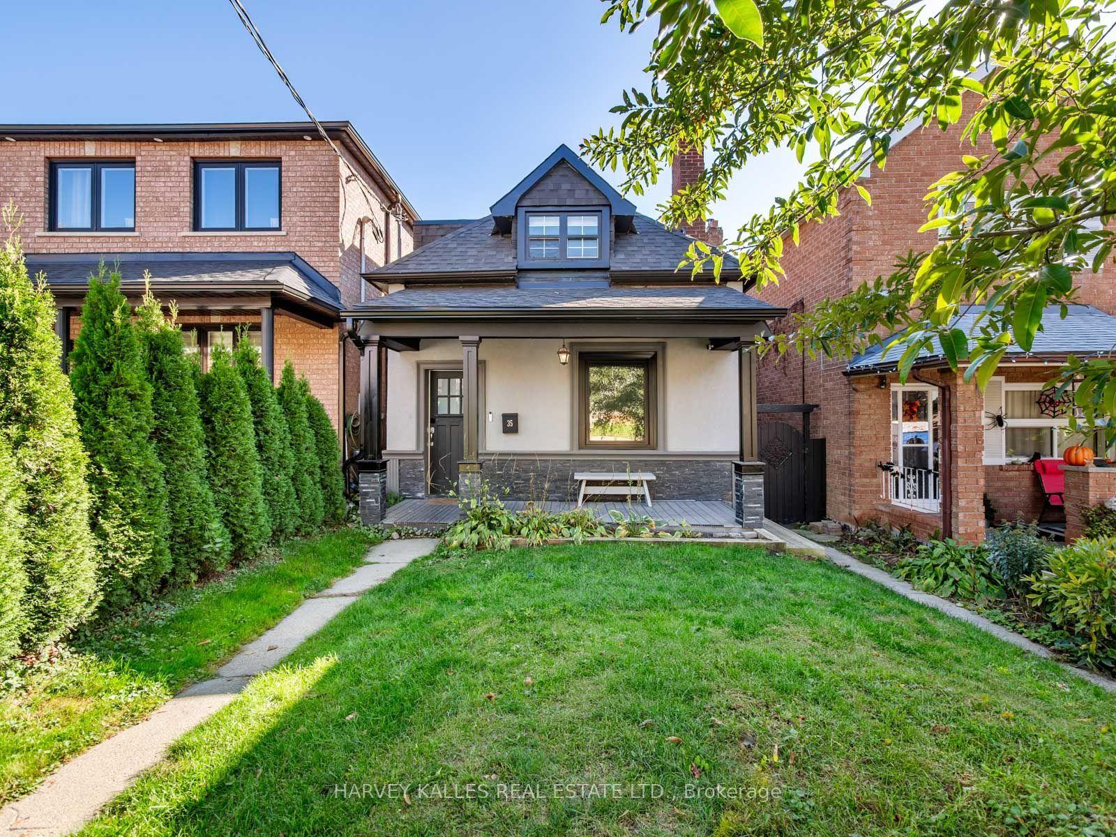 35 Dynevor Road, Toronto — Detached for sale, photo 1