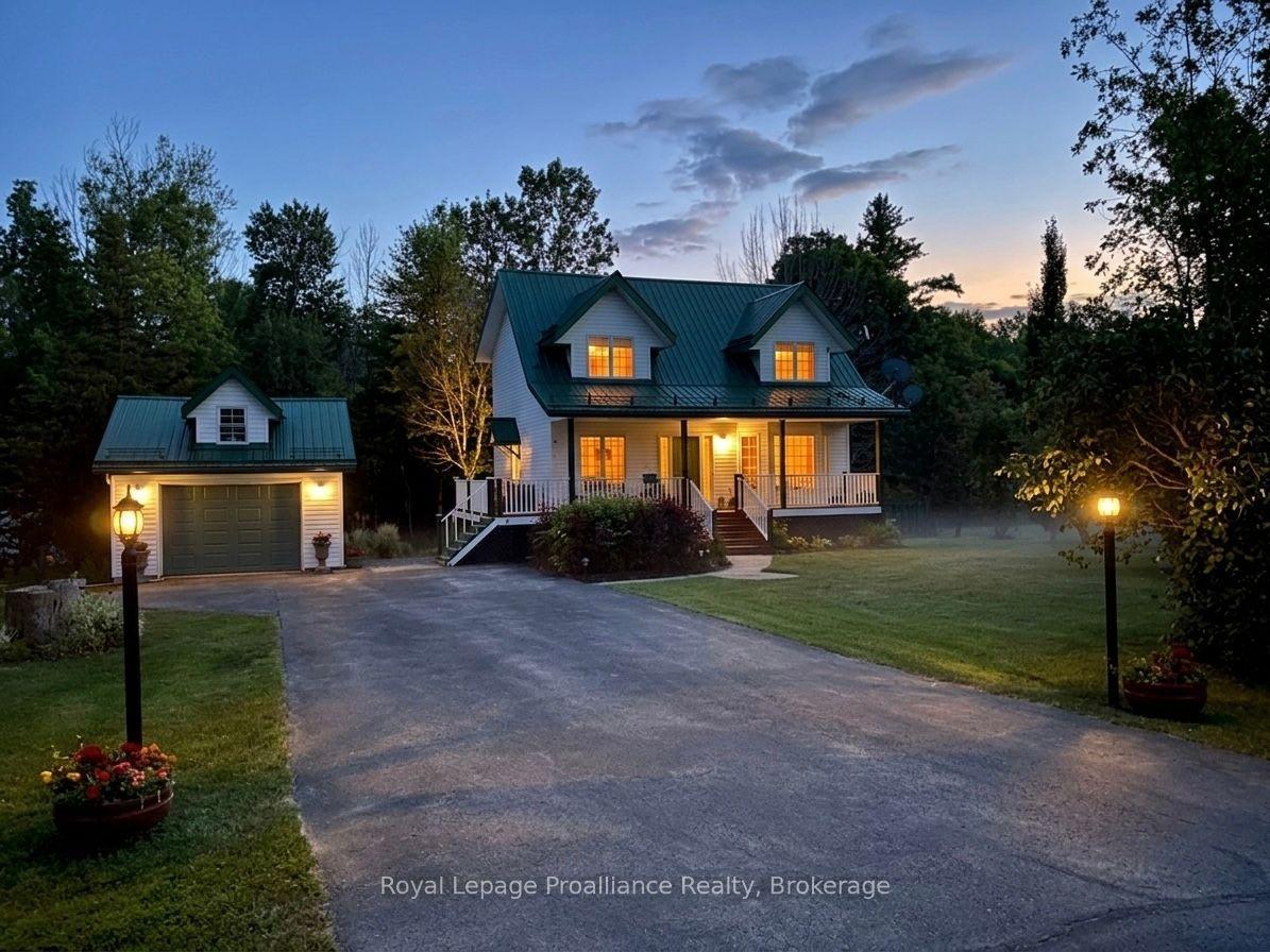 155 Downs Road, Quinte West — Detached for sale, photo 1