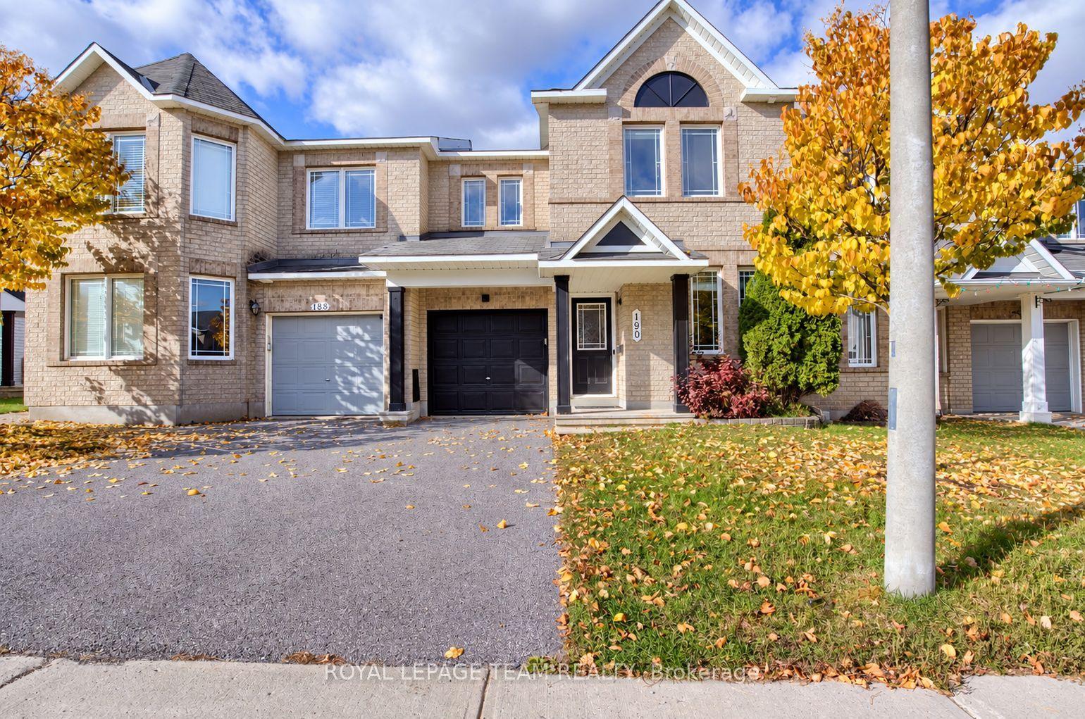 190 Sorento Street, Barrhaven — Townhouse for lease, photo 1
