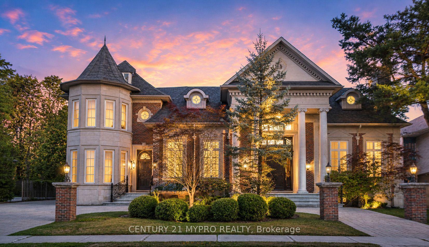5 Saintfield Avenue, Toronto — Detached for sale, photo 1