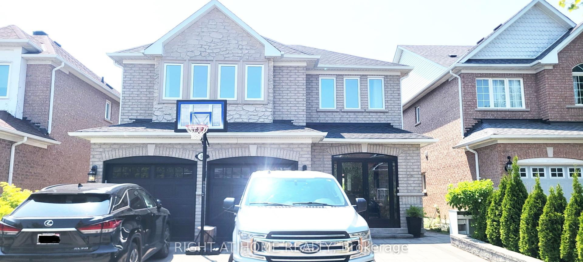 46 Danpatrick Drive, Richmond Hill — Detached for lease, photo 1