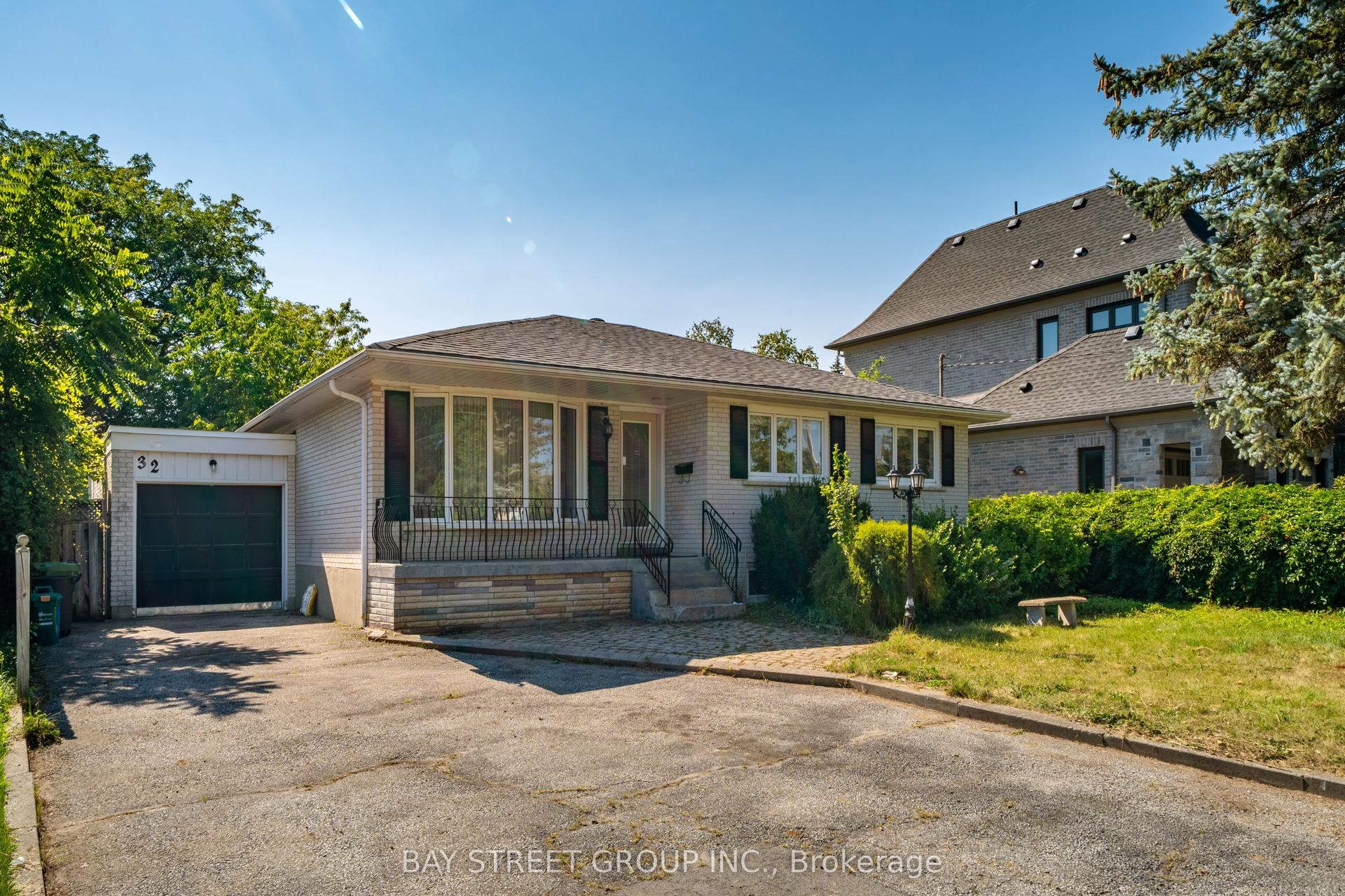 32 Alanadale Avenue, Markham — Detached for sale, photo 1