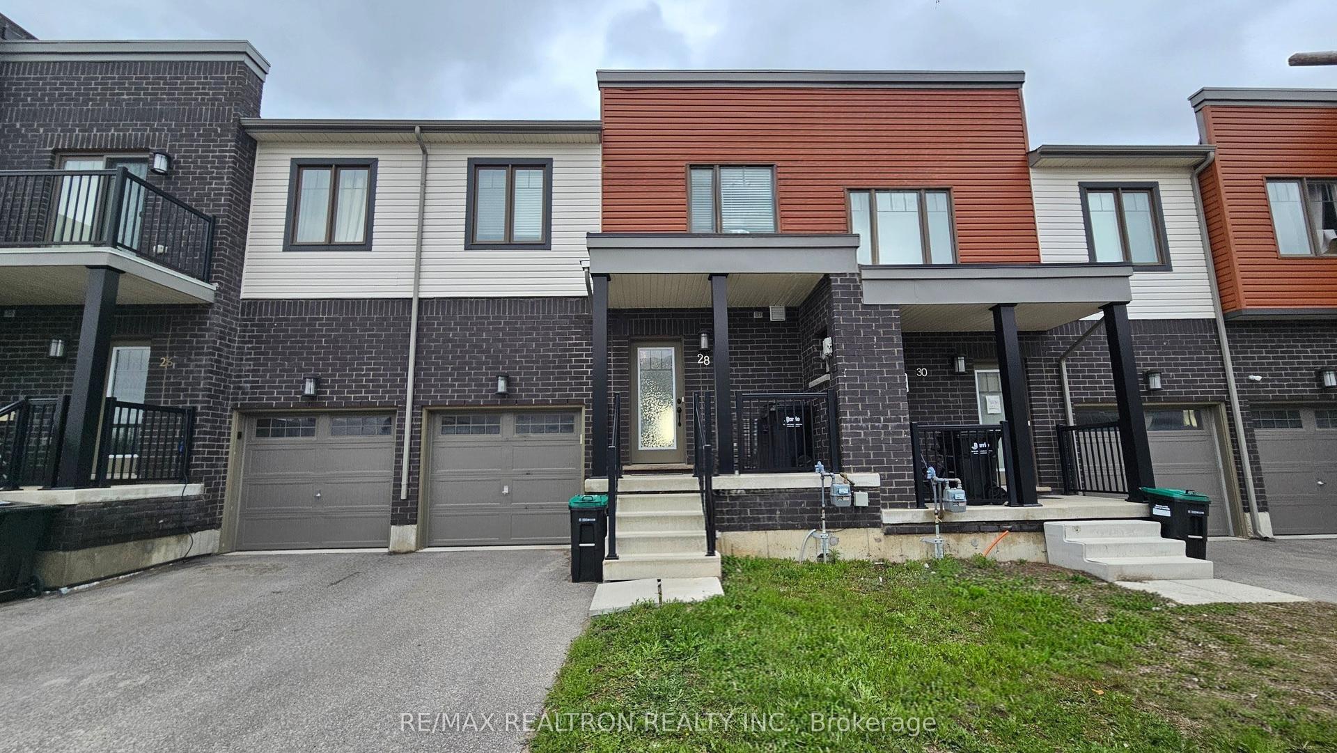 28 Brown Bear Street — photo 1