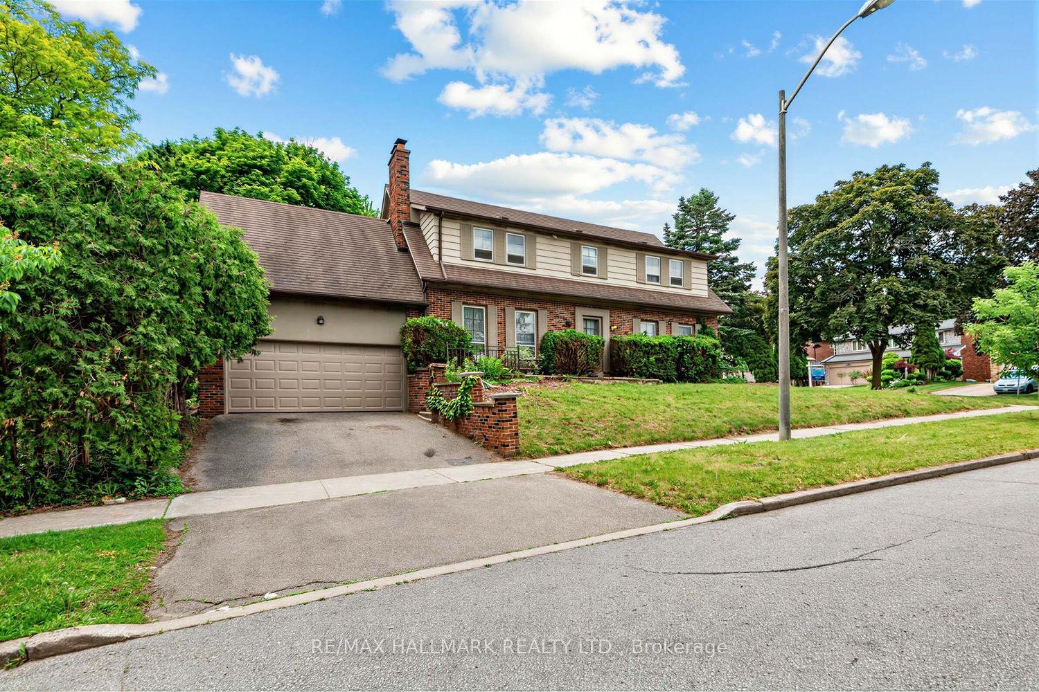 691 Conacher Drive, Toronto — Detached for sale, photo 1