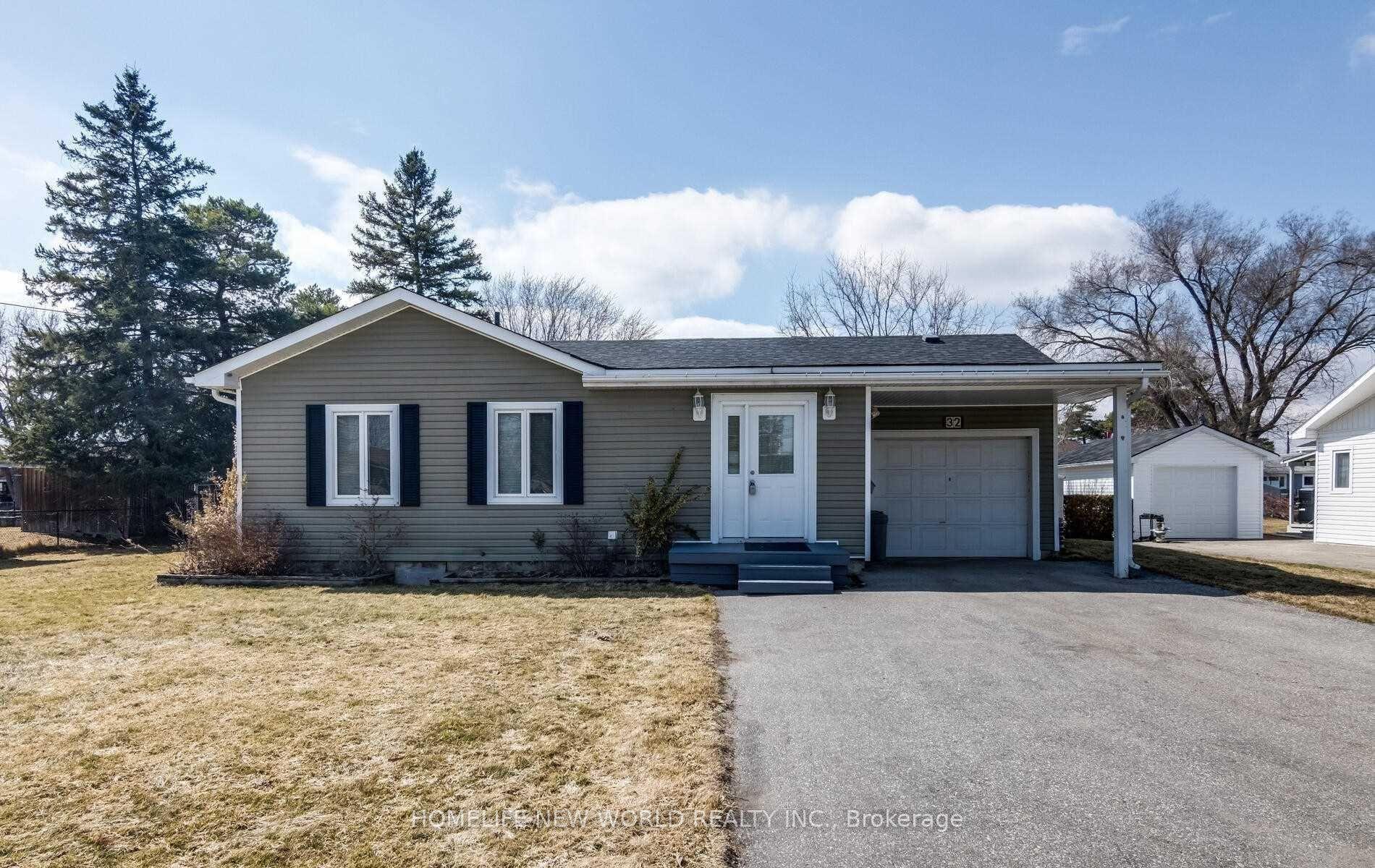32 Canal Street, Georgina — Detached for lease, photo 1
