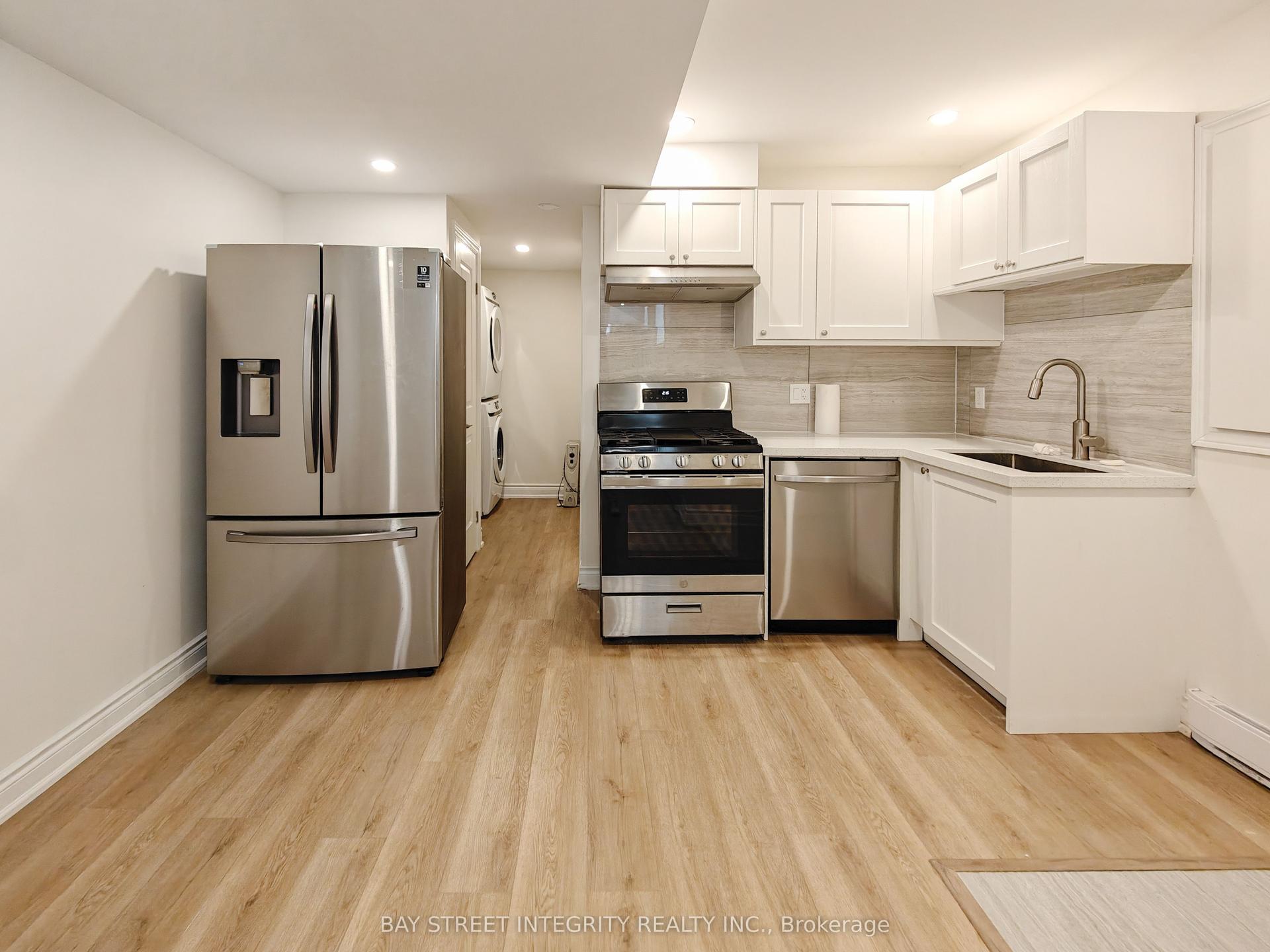 598 Crawford Street Lower #Lower, Toronto — Semi-Detached for lease, photo 1