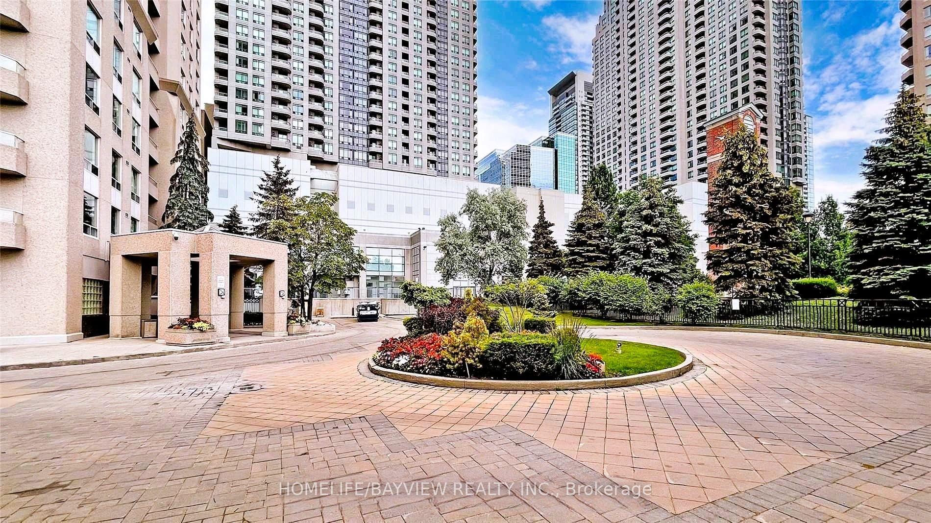 18 Hillcrest Avenue 1708 #1708 — photo 1