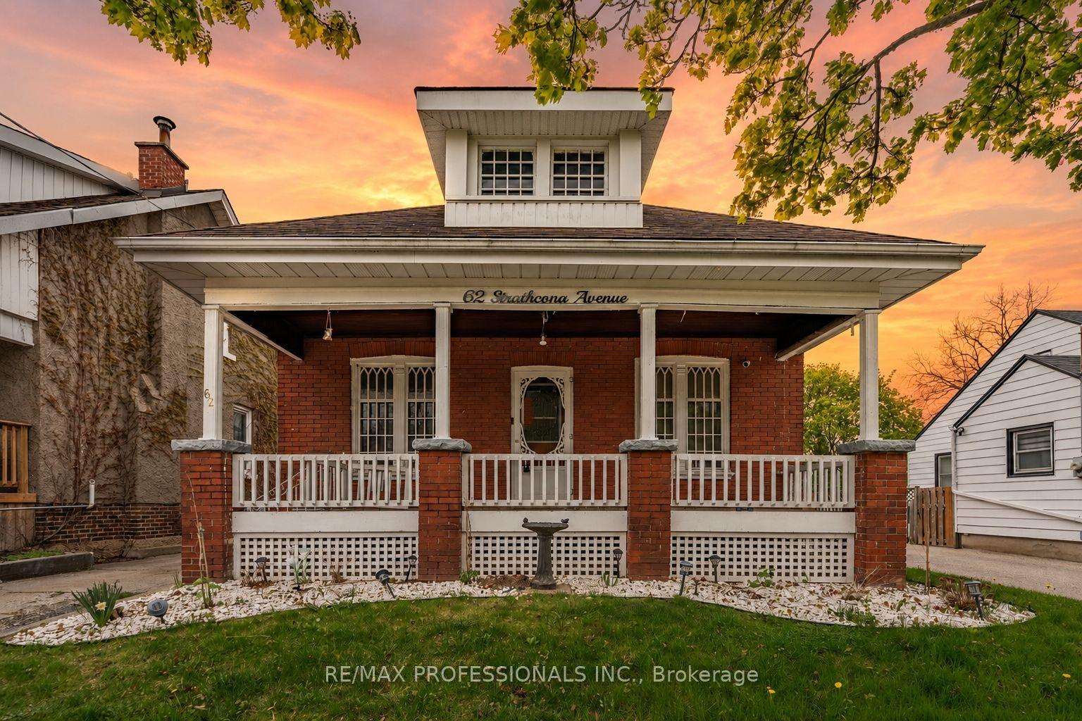 62 Strathcona Avenue — photo 1
