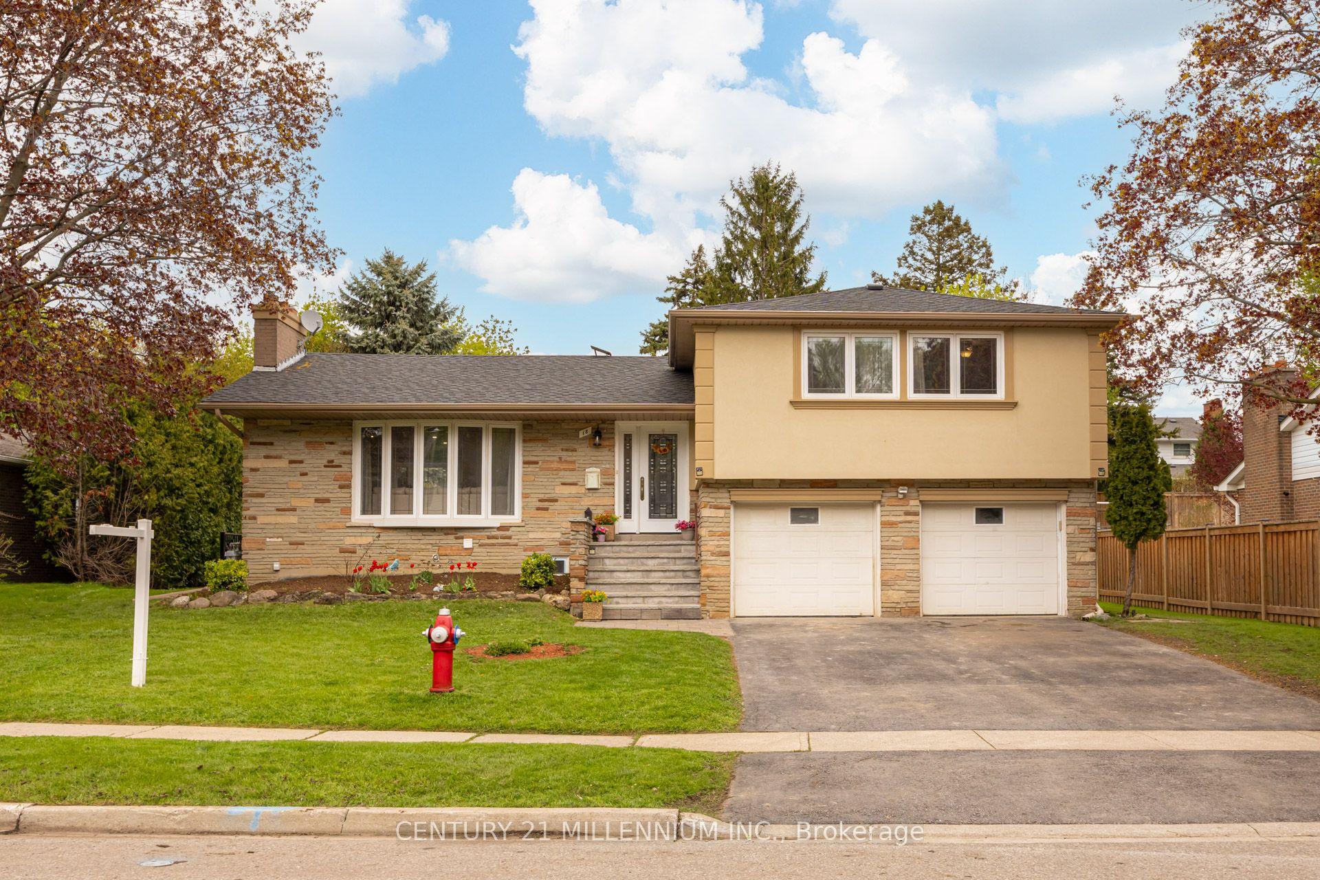 18 Ridgehill Drive — photo 1