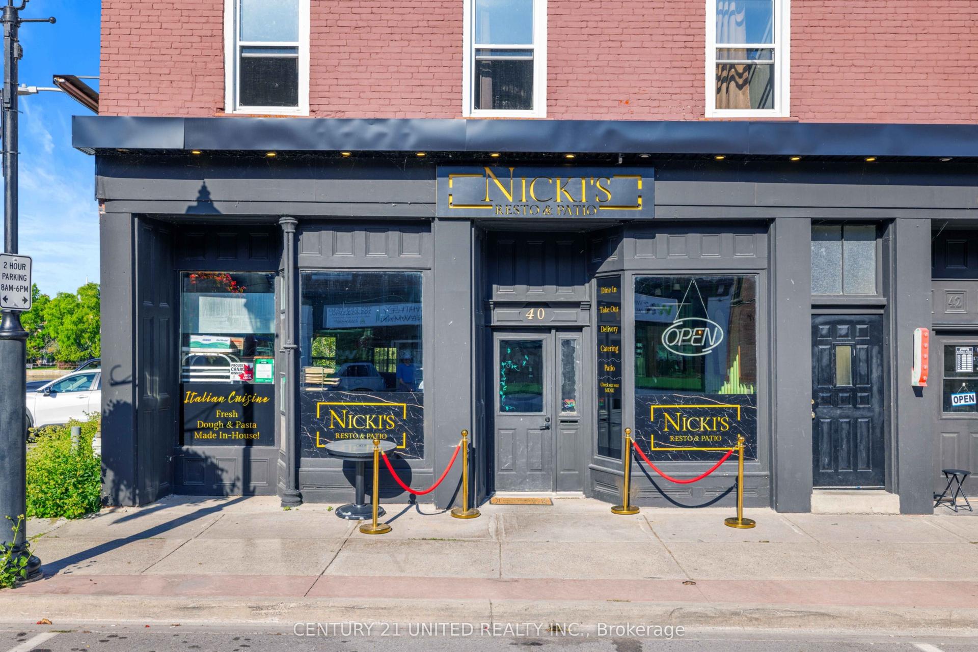 42 Front Street N — photo 1