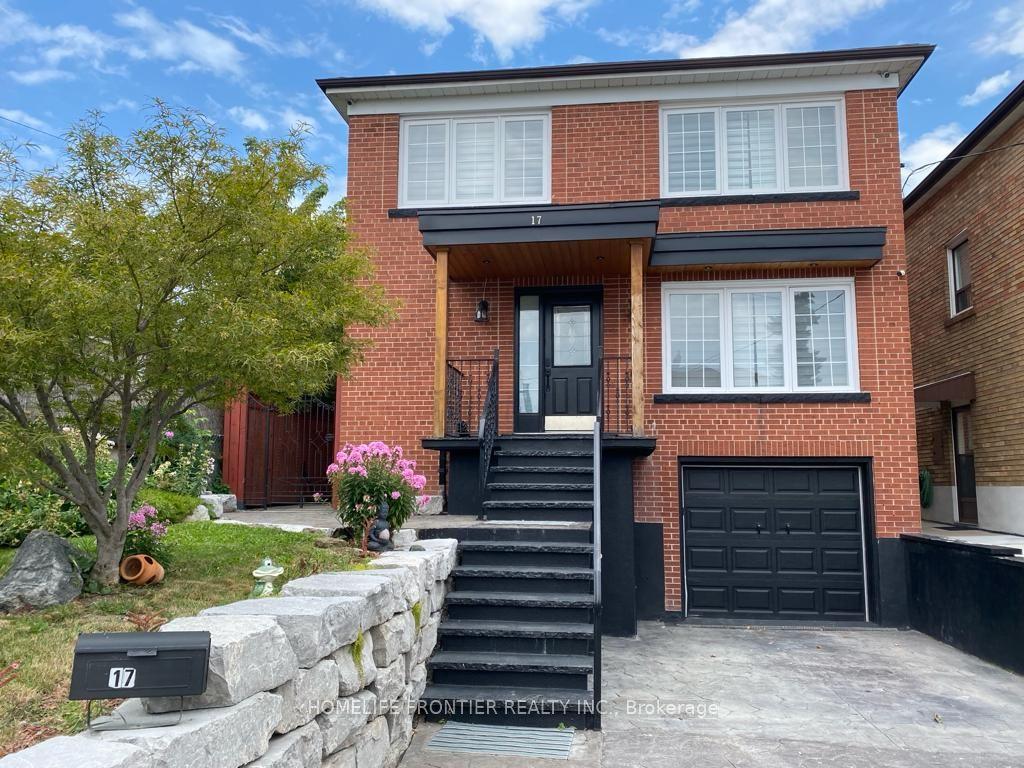 17 BERTRAM Street W — photo 1