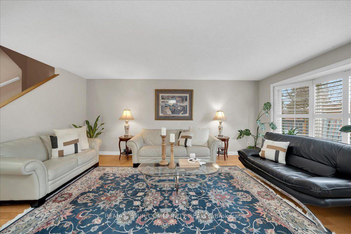 38 Goodless Court — photo 1