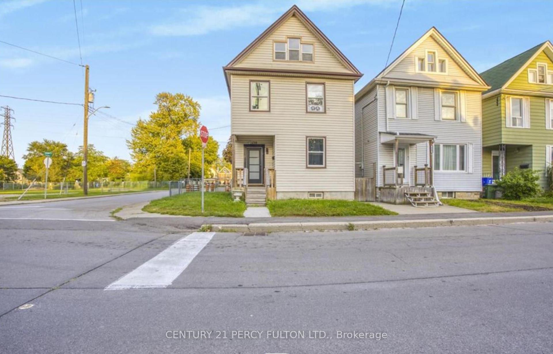 130 Stirton Street, Hamilton — Detached for sale, photo 1