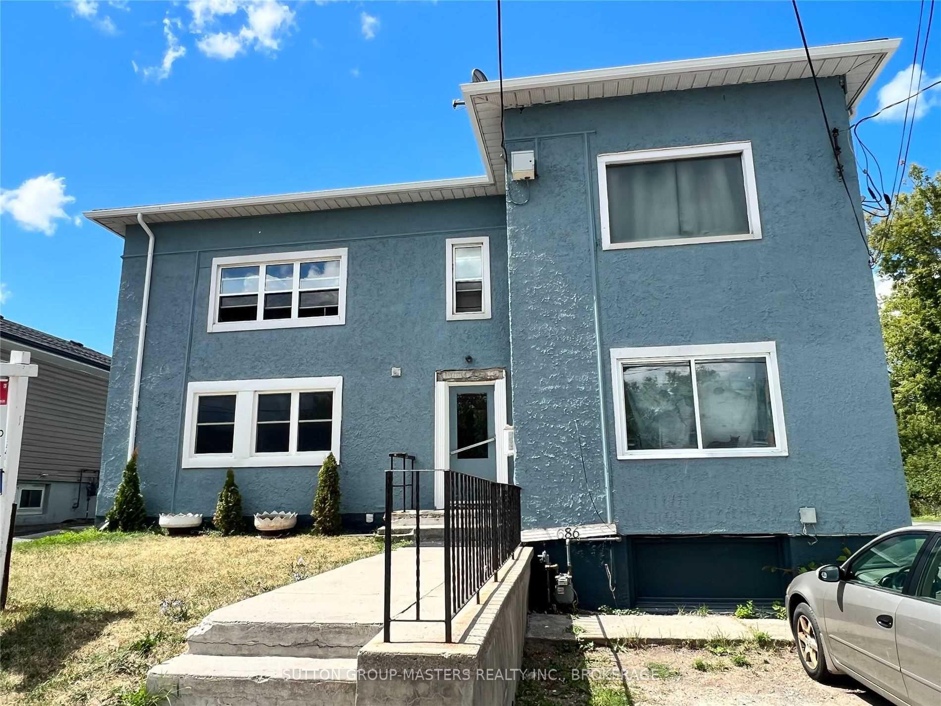 686 Montreal Street — photo 1