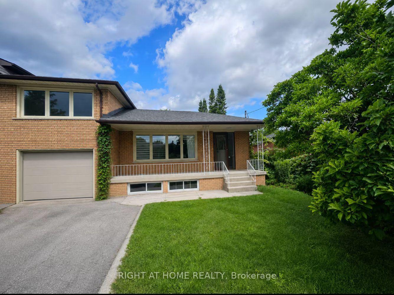 26 Wedgewood Drive UPPER LEVEL #UPPER LEVEL, Toronto — Detached for lease, photo 1