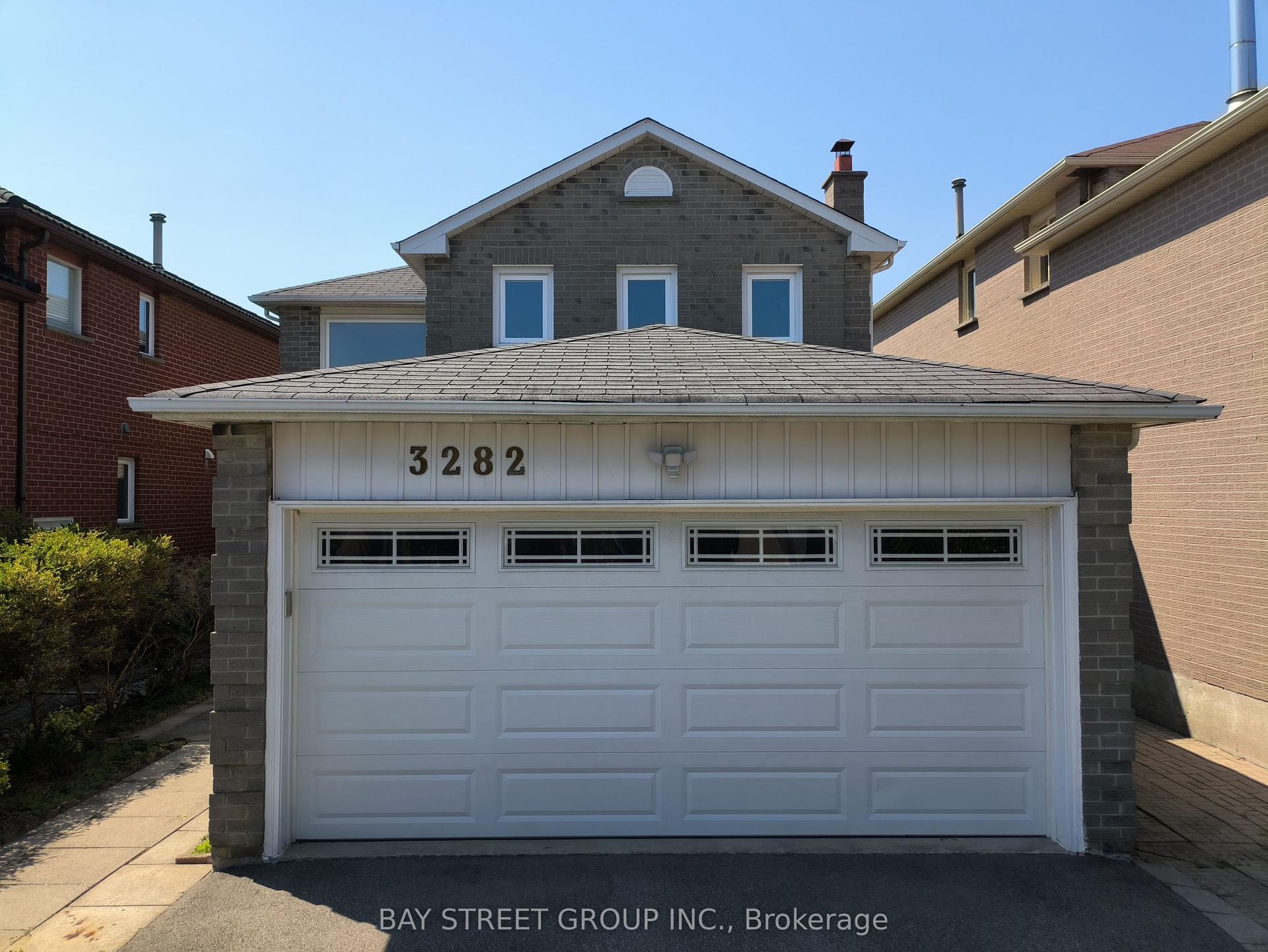 3282 Dragon Drive, Mississauga — Detached for sale, photo 1