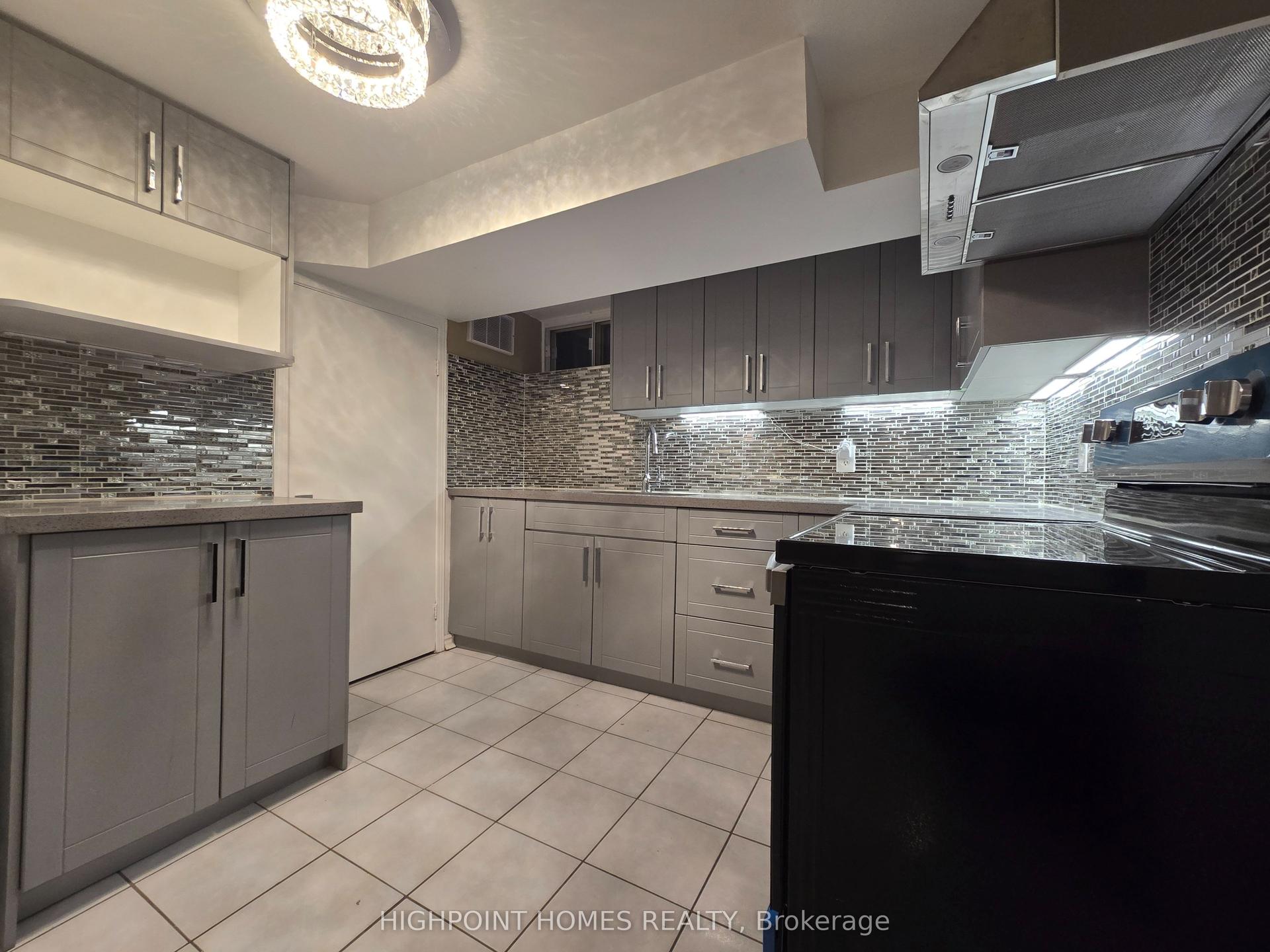 25 Chandler Drive Lower #Lower, Toronto — Detached for lease, photo 1