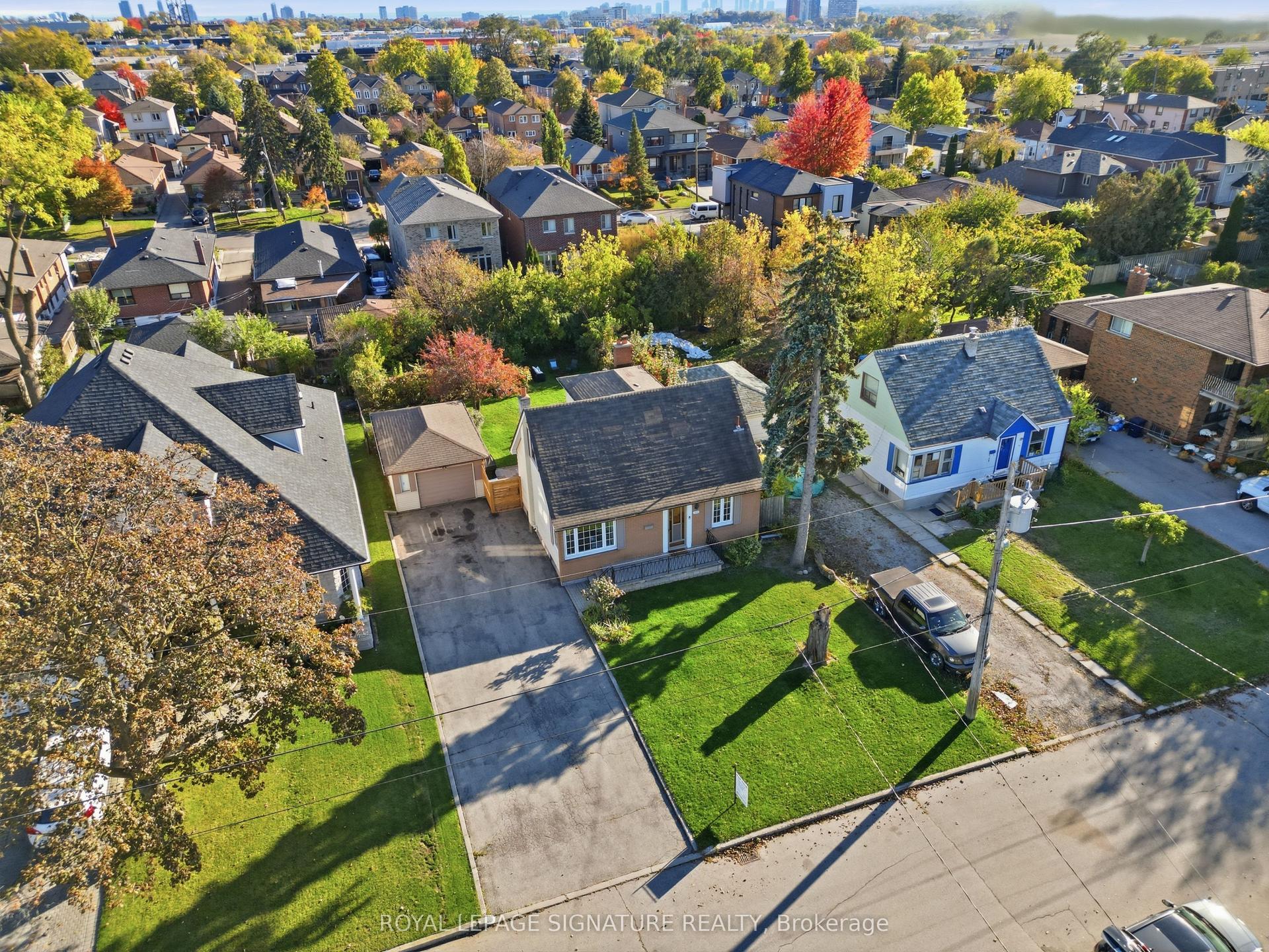 109 Glen Long Avenue, Toronto — Detached for sale, photo 1