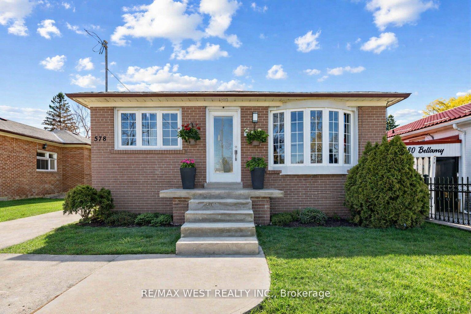 578 Bellamy Road N, Toronto — Detached for sale, photo 1