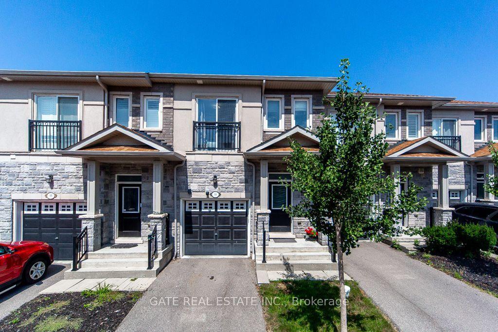 53 Kantium Way, Whitby — Townhouse for lease, photo 1
