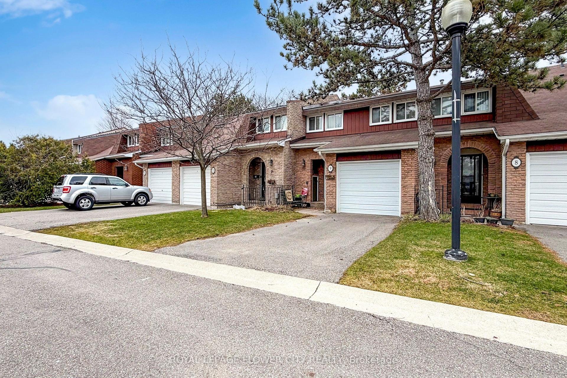 3350 Hornbeam Crescent 9 #9 — photo 1