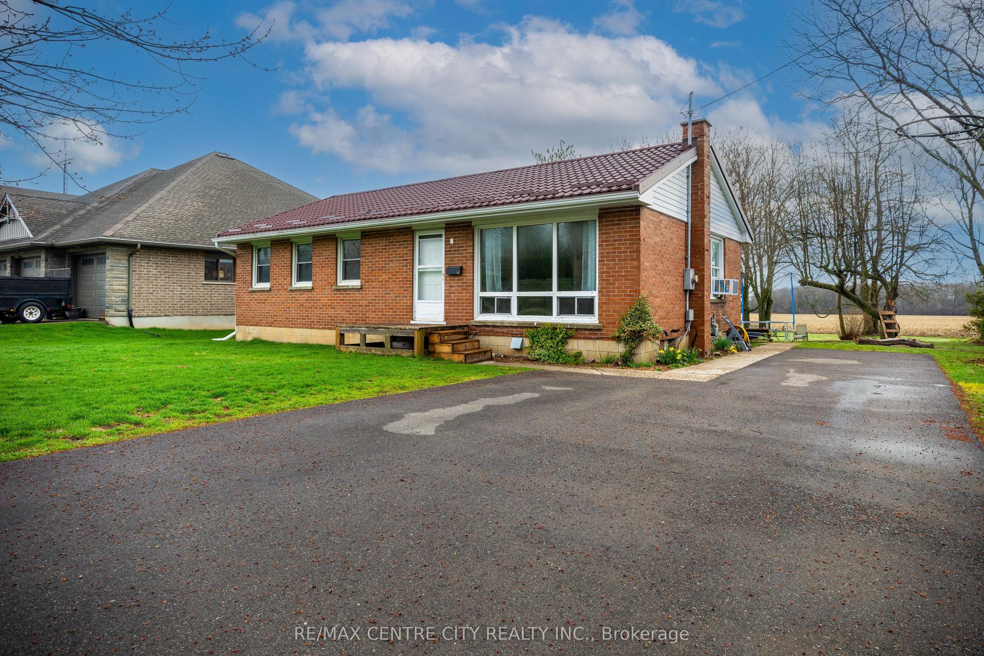 194 Centennial Avenue, Central Elgin — Detached for sale, photo 1