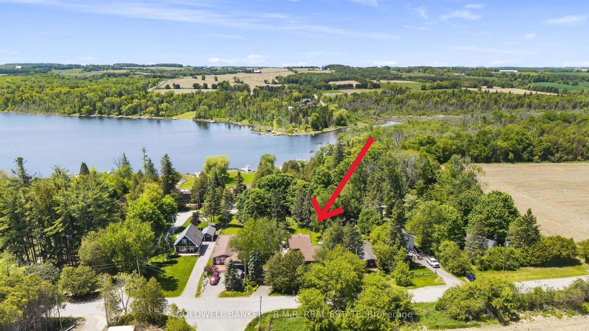204 Acton Road, Uxbridge — Detached for sale, photo 1