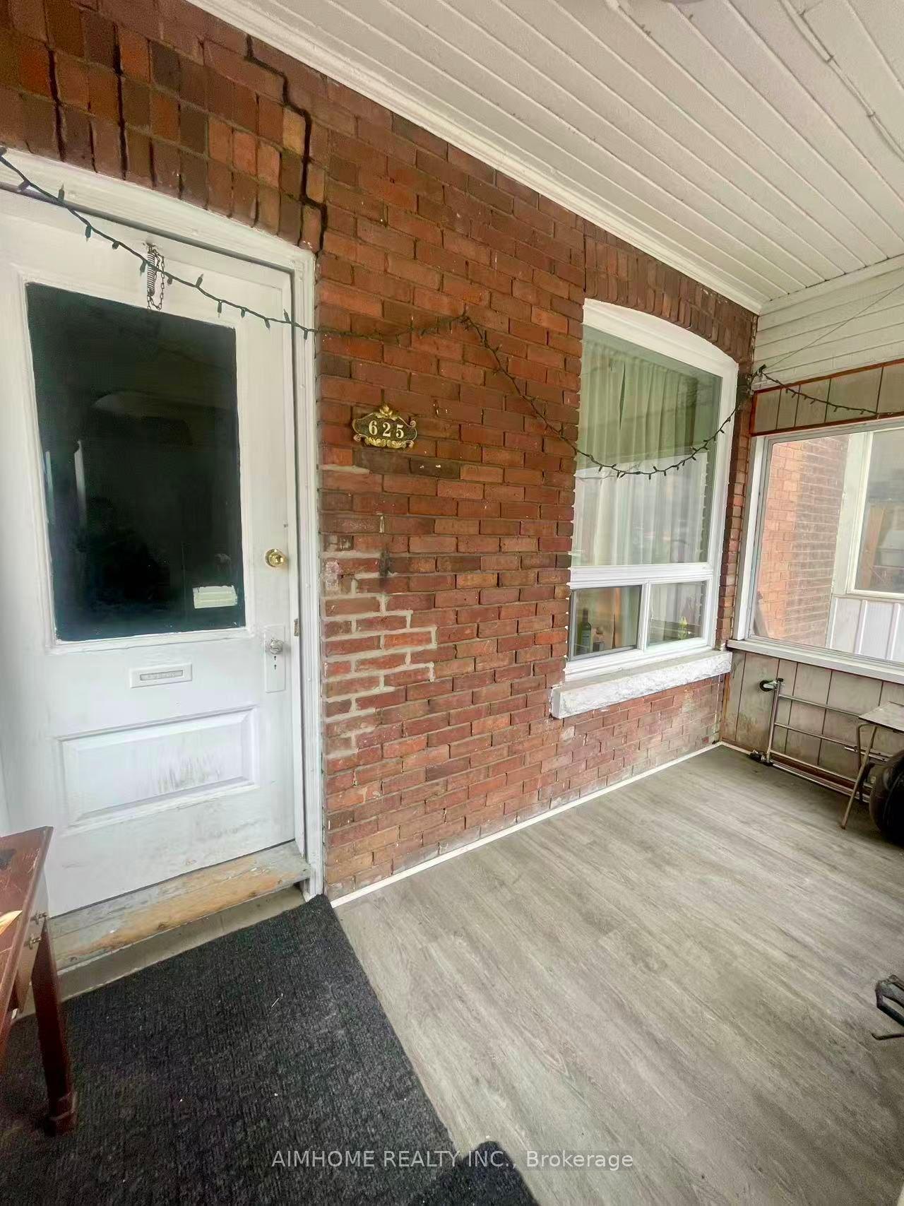 625 Bathurst Street, Toronto — Semi-Detached for lease, photo 1