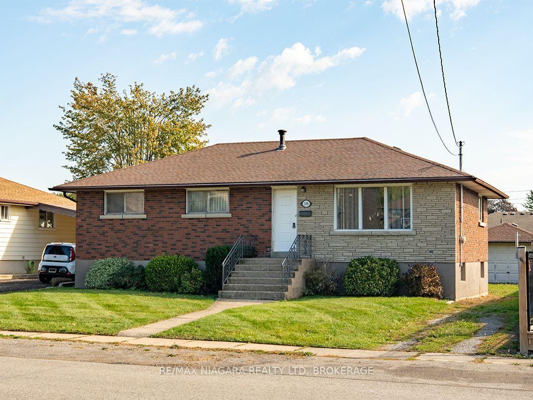 109 Hampton Avenue, Port Colborne — Detached for sale, photo 1