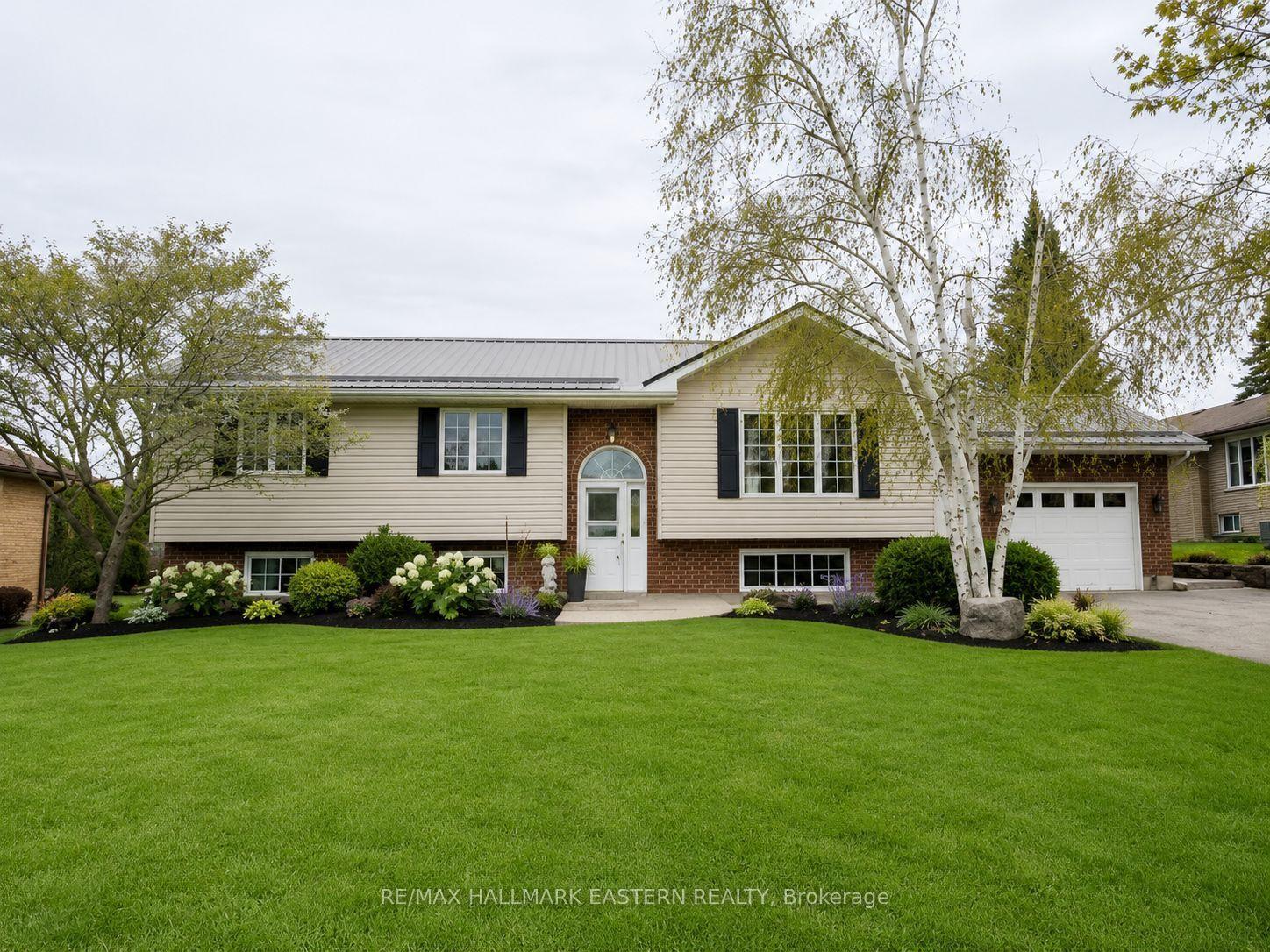 28 Grant Drive, Kawartha Lakes — Detached for sale, photo 1