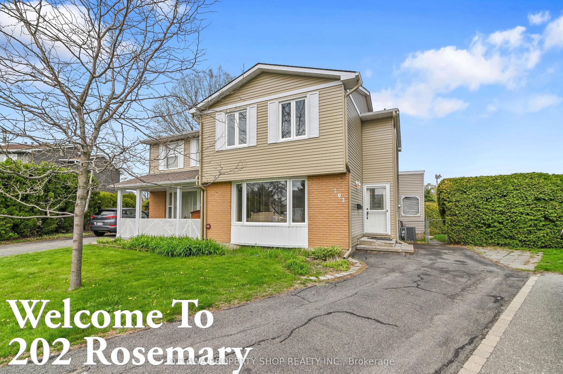 202 Rosemary Gardens — photo 1