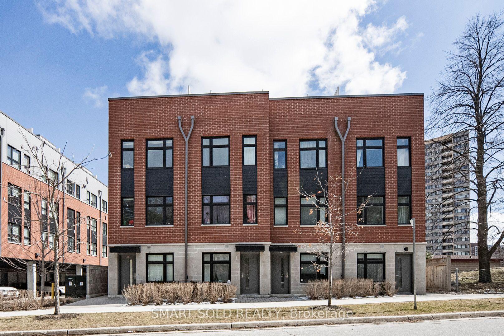 20 Echo Point 132 #132, Toronto — Condo Town for sale, photo 1