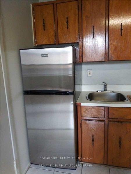 2863 Dundas Street W #3 ##3, Toronto — Condo for lease, photo 1