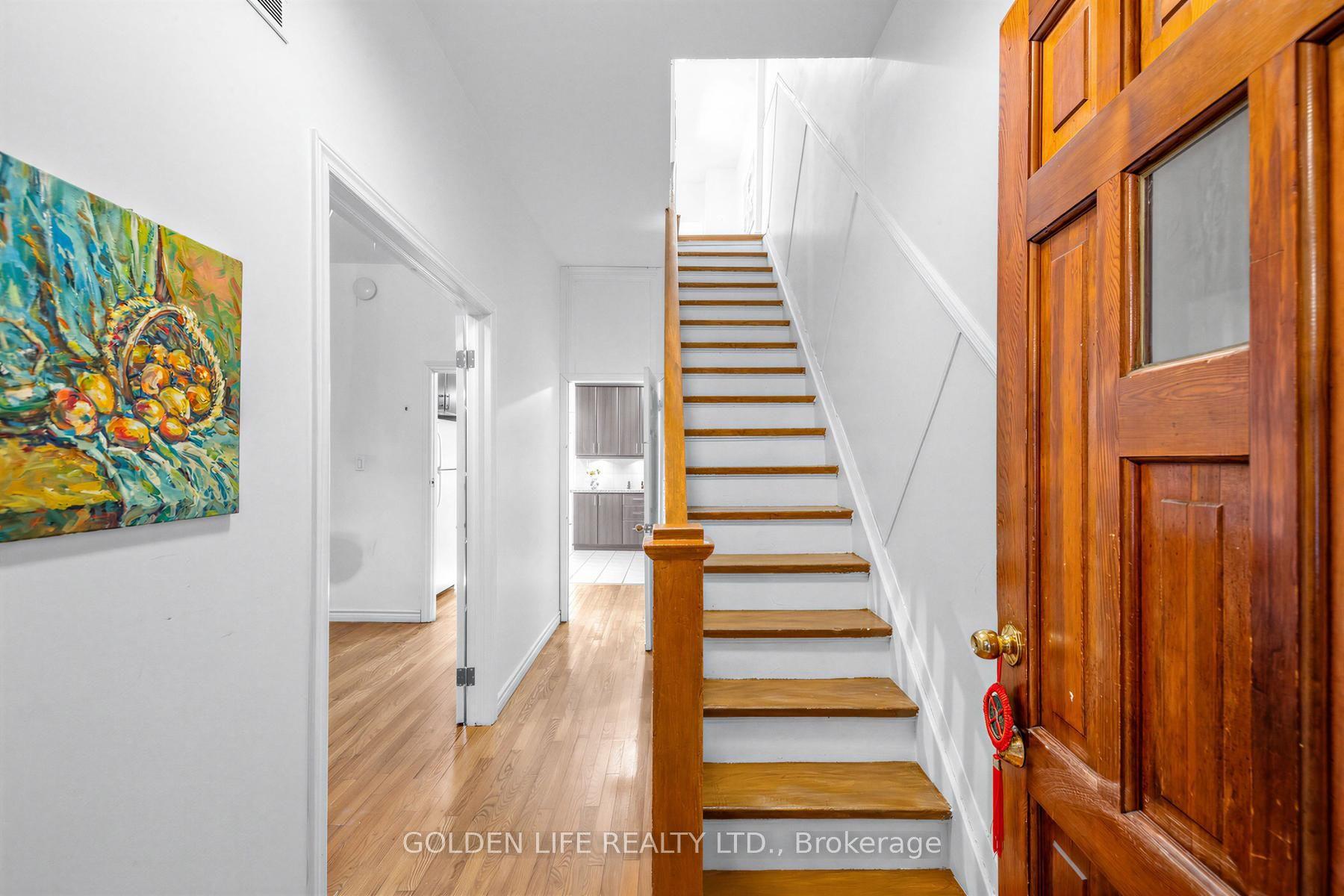 128 Galt Avenue — photo 1