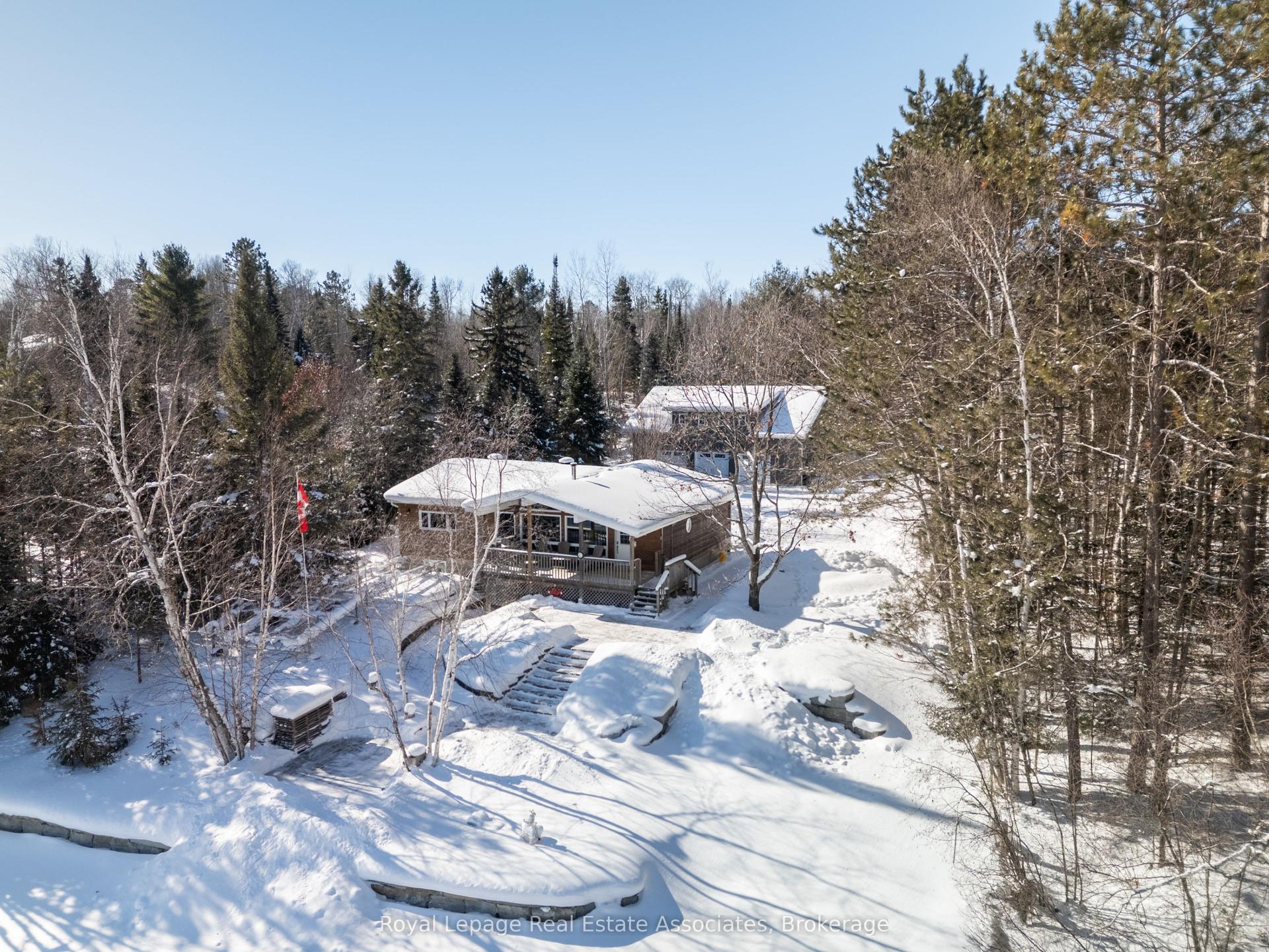 196 Circle Road — photo 1