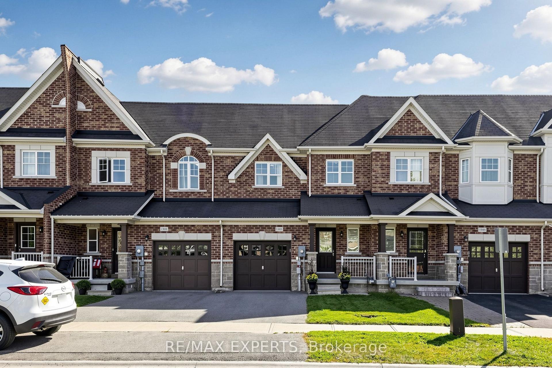 1303 Bardeau Street, Innisfil — Townhouse for lease, photo 1