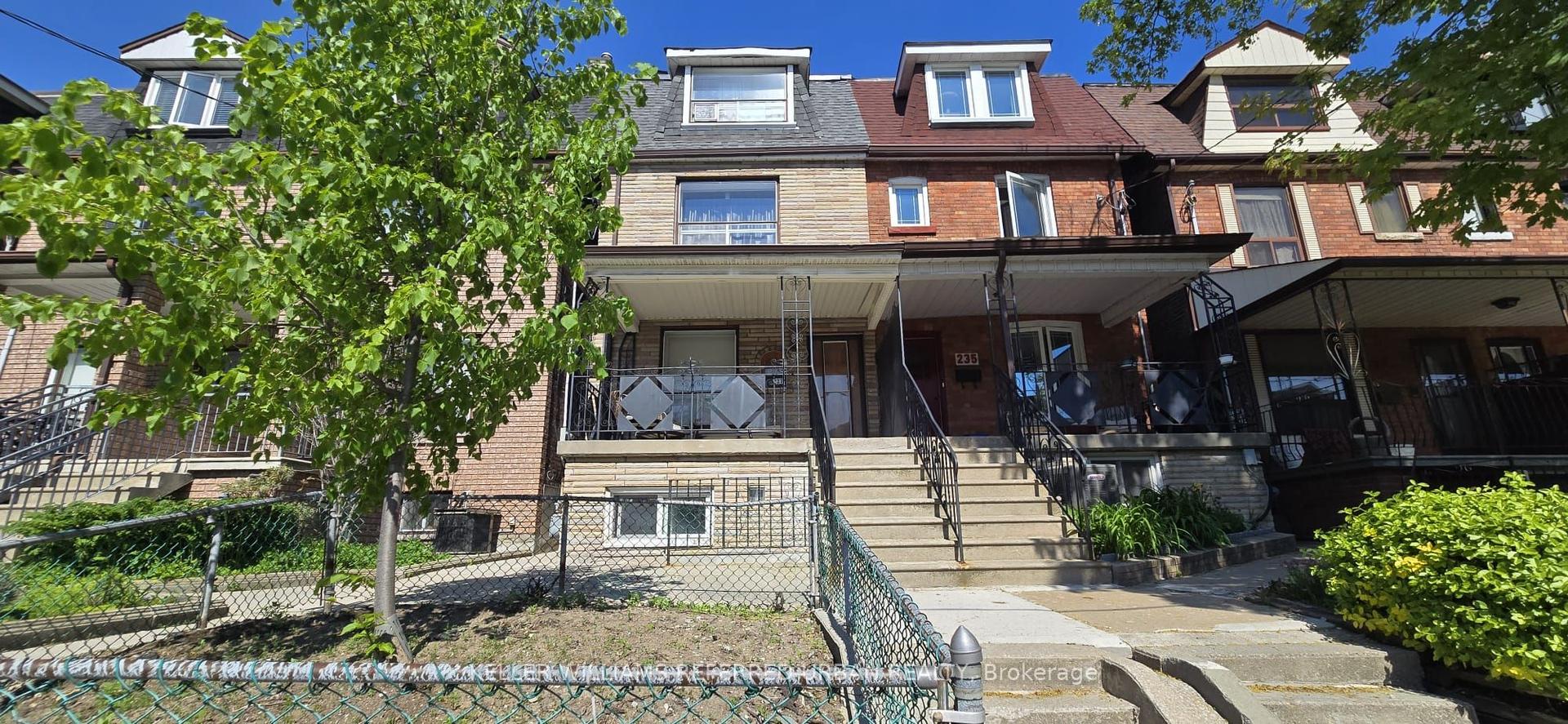 237 Montrose Avenue Main #Main — photo 1