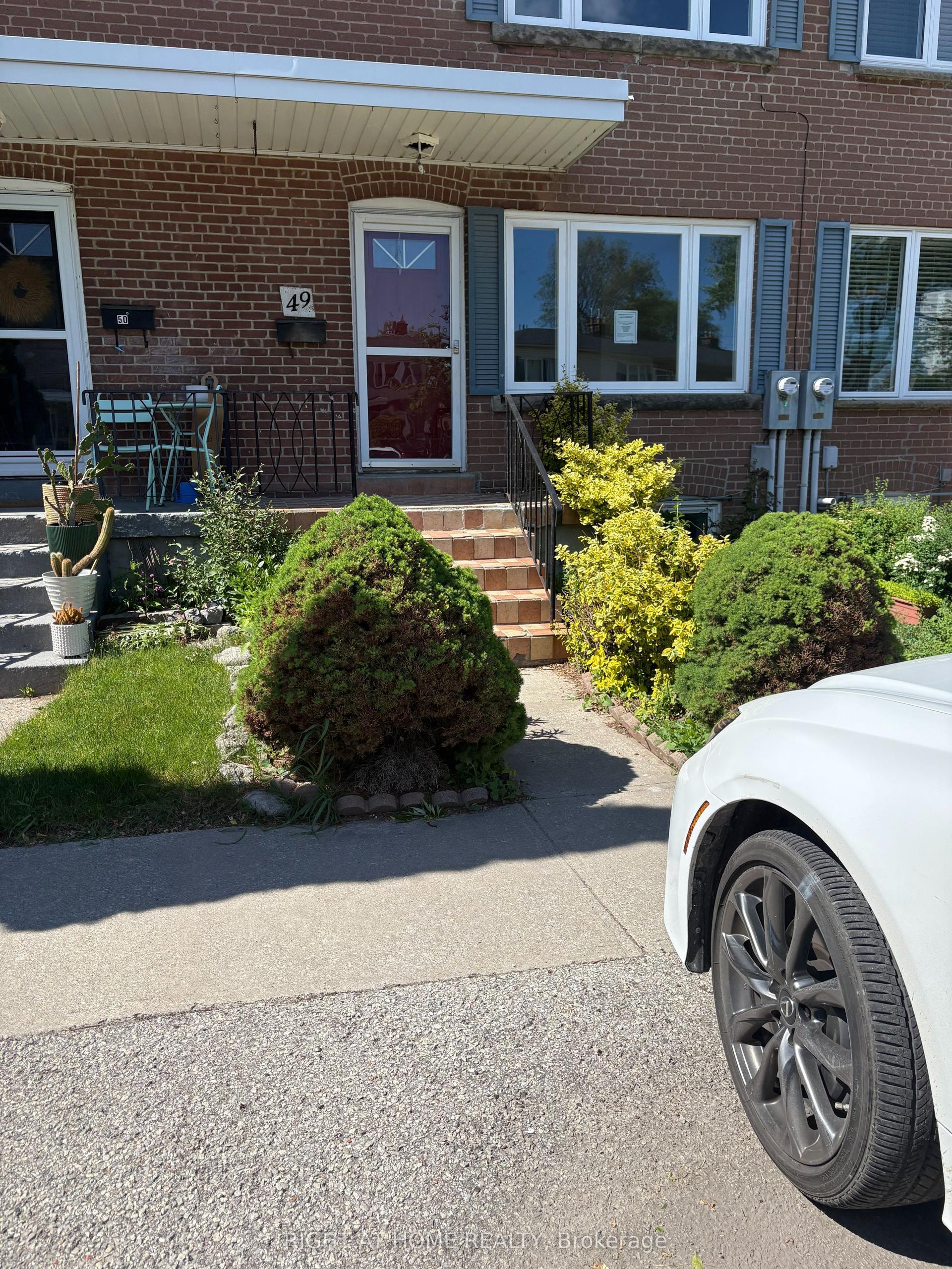 740 KENNEDY Road 49 #49 — photo 1