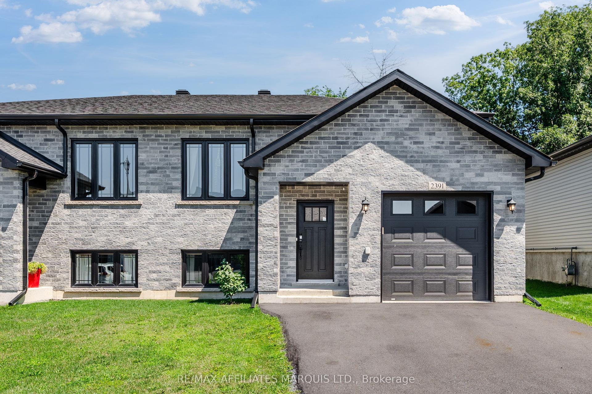 2391 Watson Crescent, Cornwall — Semi-Detached for sale, photo 1