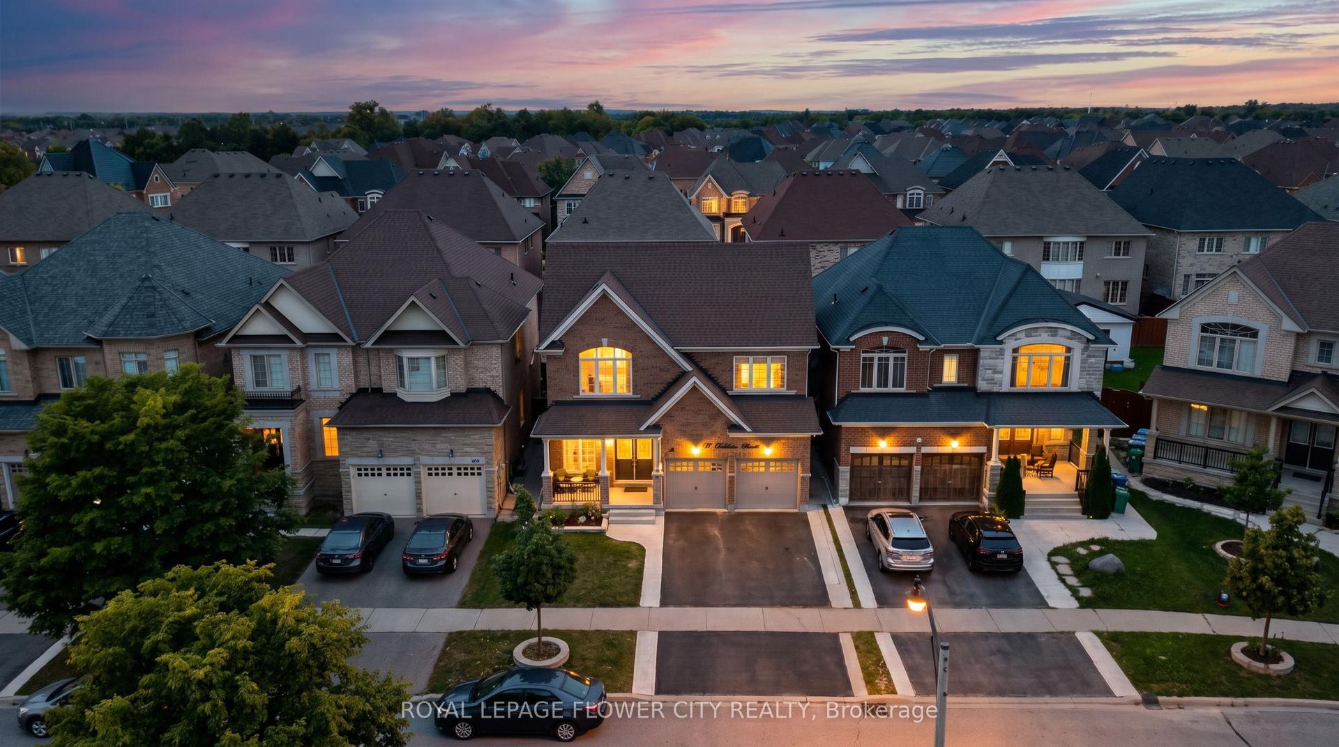 19 Solstice Street, Brampton — Detached for sale, photo 1