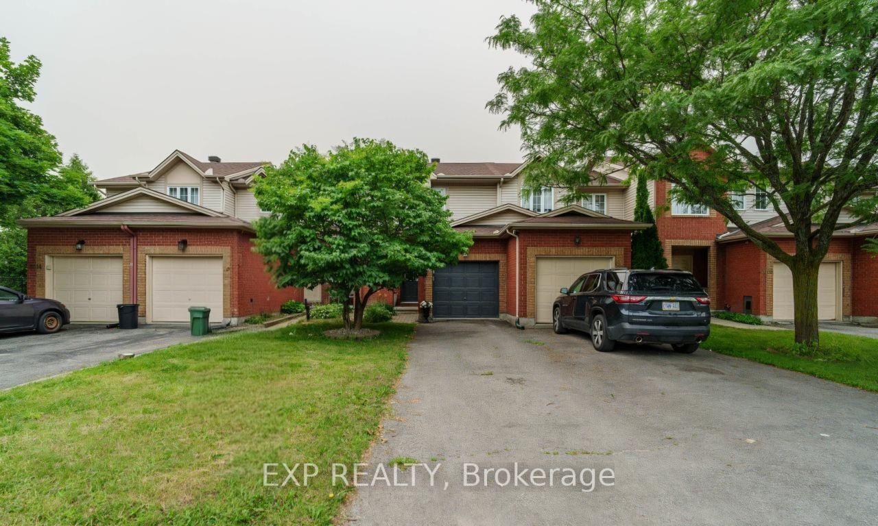 2010 Scully Way, Orleans - Cumberland and Area — Townhouse for sale, photo 1