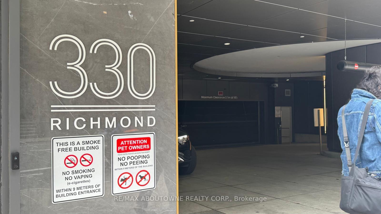 330 Richmond Street W 207 #207, Toronto — Condo for lease, photo 1