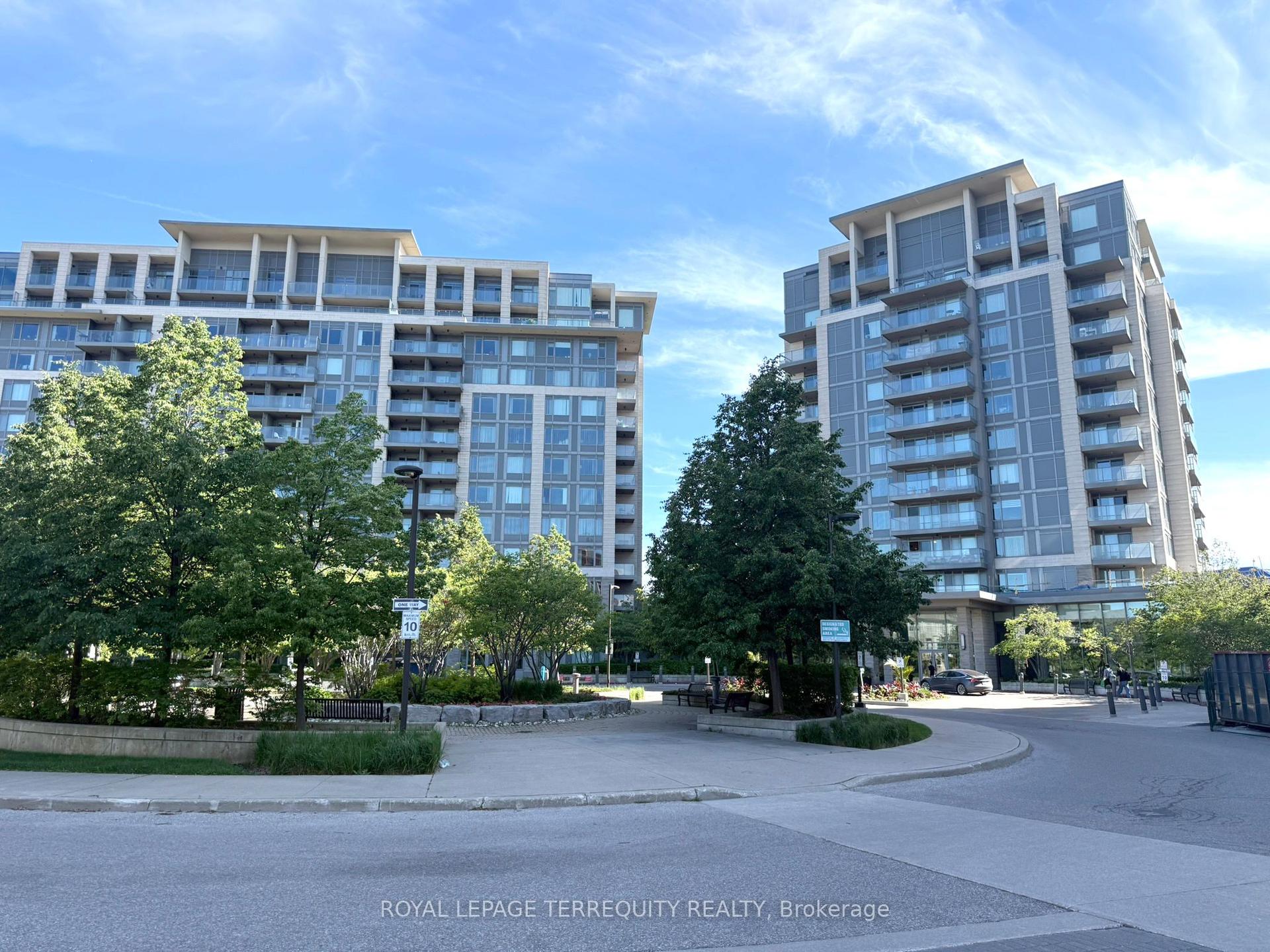 253 South Park Road 709 #709 — photo 1