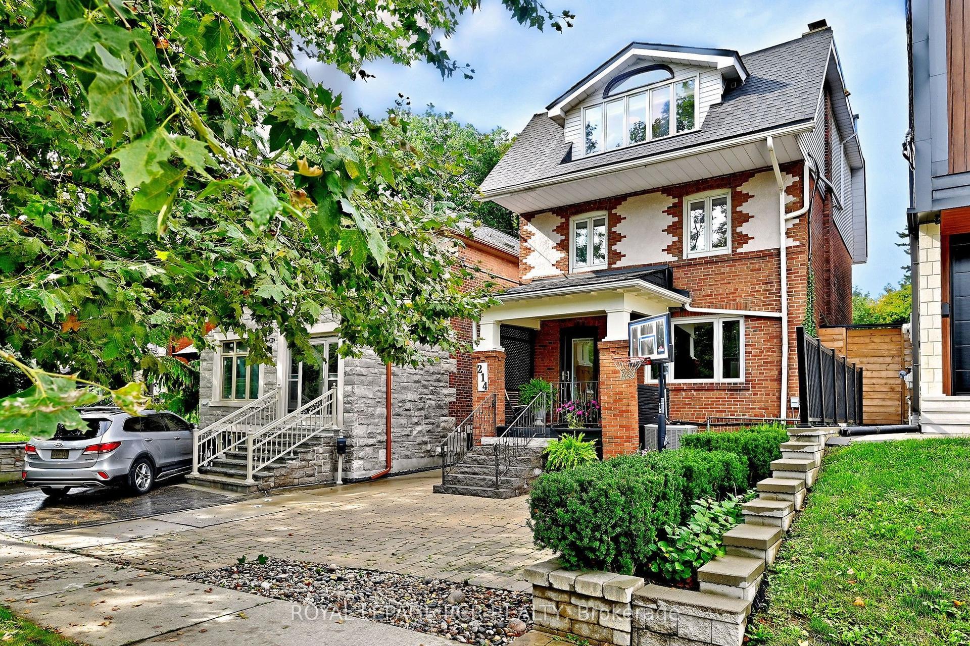 214 Briar Hill Avenue, Toronto — Detached for sale, photo 1