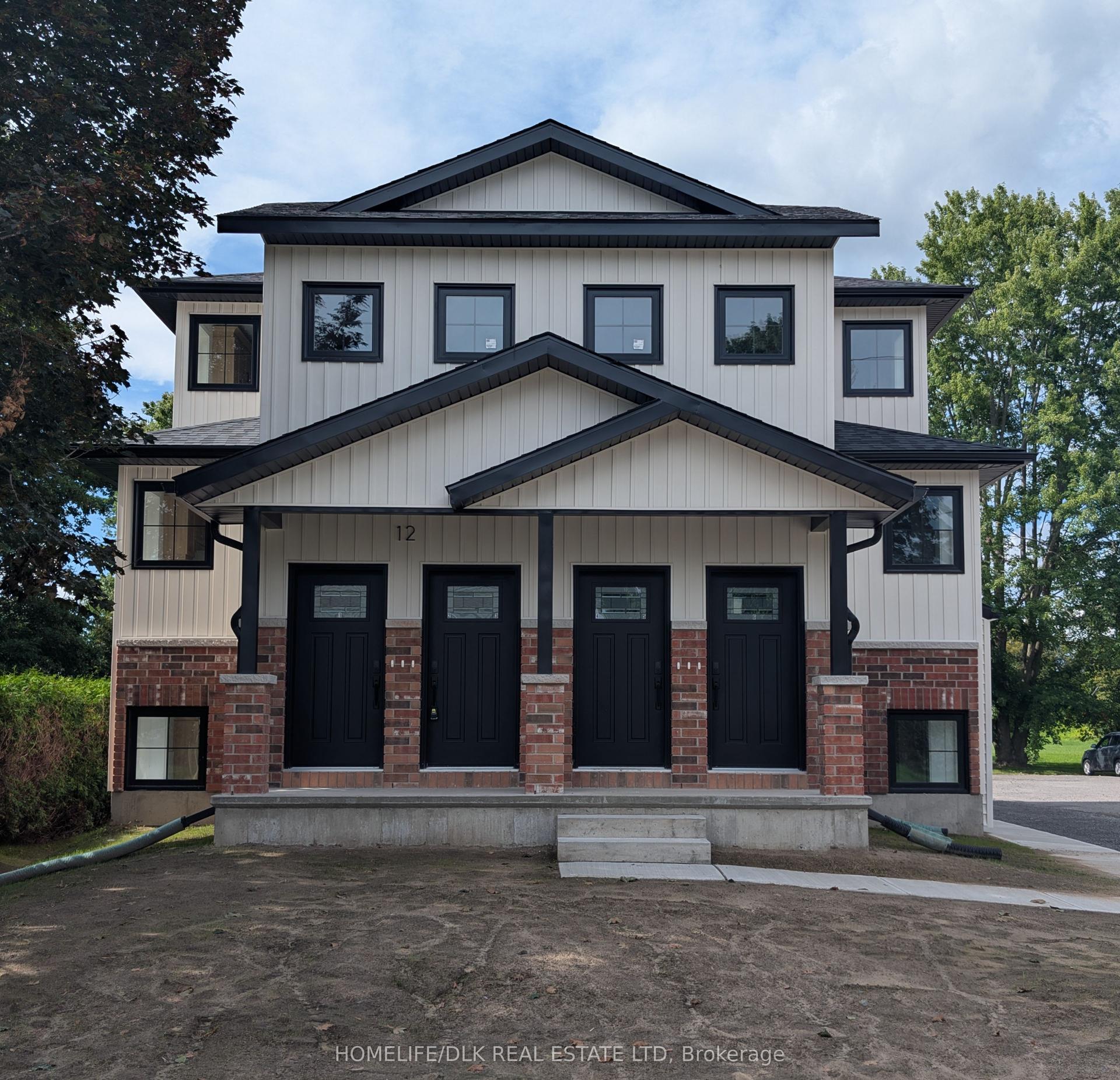 12 Scace Avenue, Brockville — Multiplex for sale, photo 1