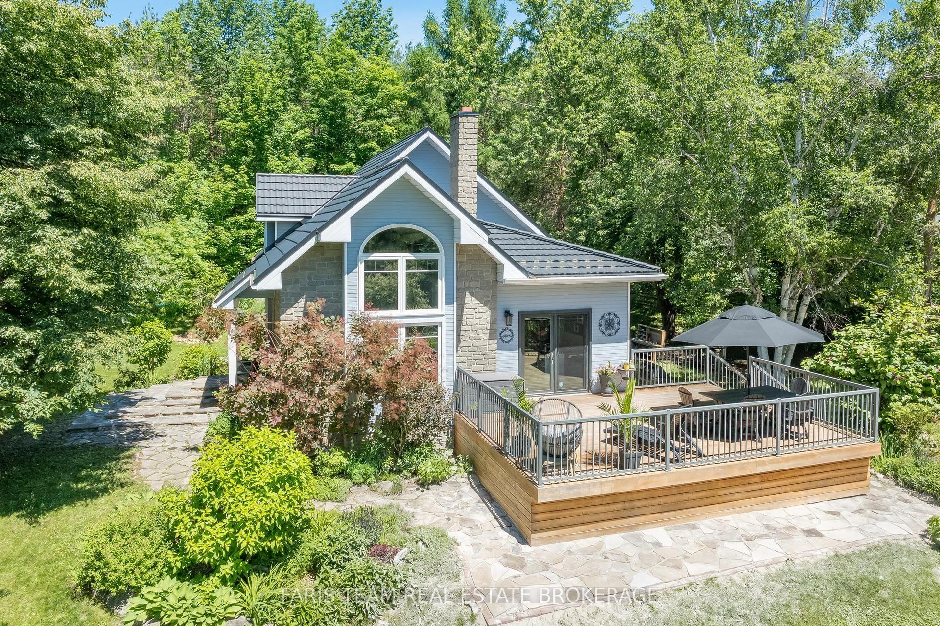 2268 Flos Road 10 N/A E — photo 1