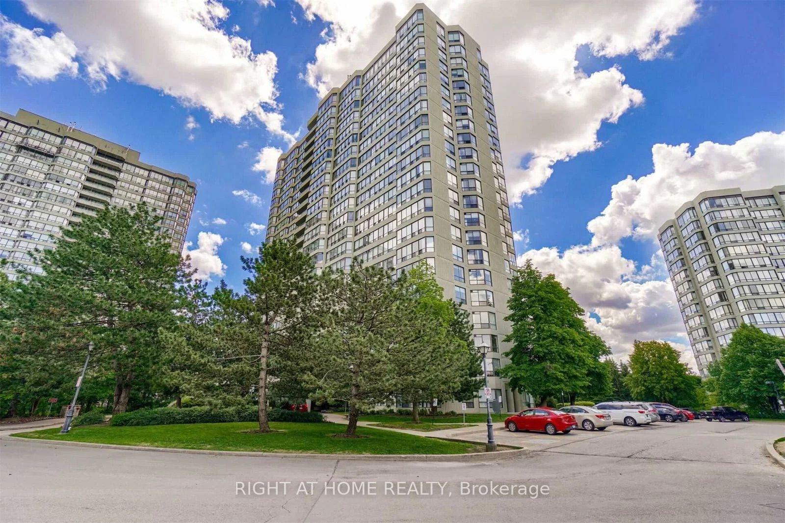 24 Hanover Road 1507 #1507 — photo 1