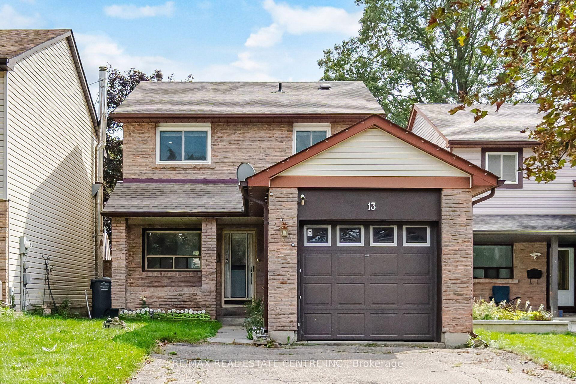 13 Dalzell Avenue, Brampton — Detached for sale, photo 1