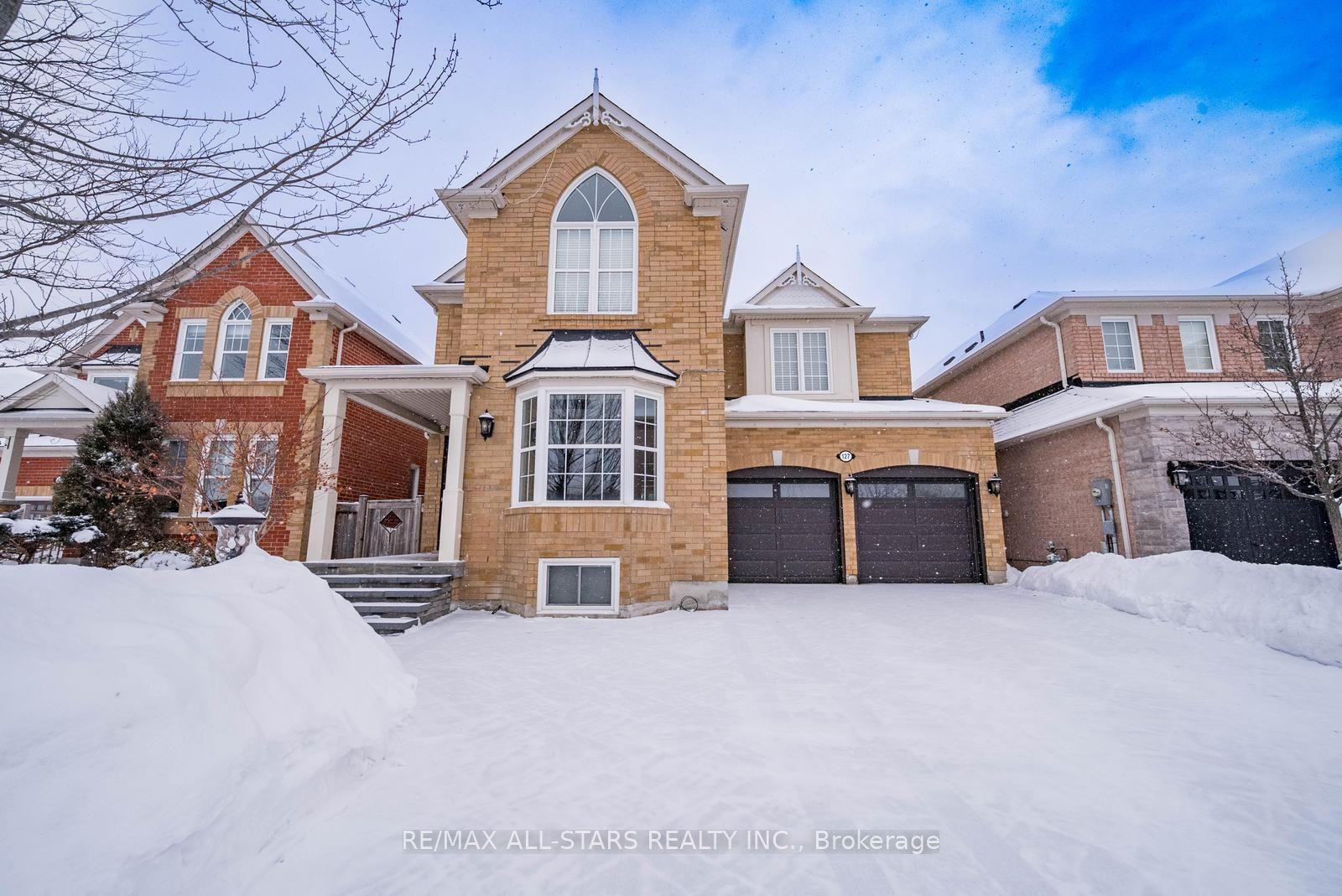 127 Yorkleigh Circle — photo 1